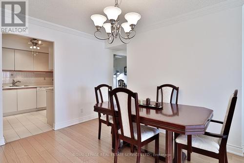 #720 -2261 Lake Shore Blvd W, Toronto, ON - Indoor Photo Showing Dining Room