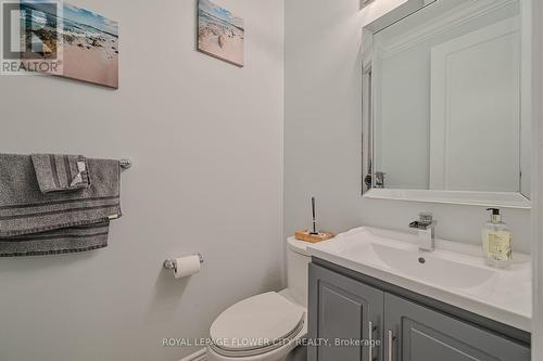 14 Elkhurst Rd, Brampton, ON - Indoor Photo Showing Bathroom