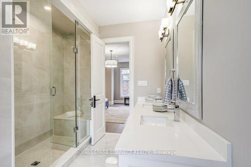 20 Esposito Court, Toronto, ON - Indoor Photo Showing Bathroom
