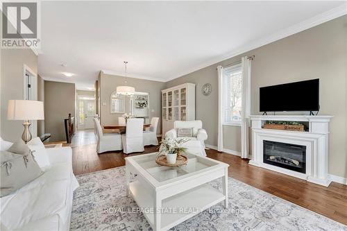 32 Stickland Lane, Hamilton, ON - Indoor Photo Showing Living Room With Fireplace