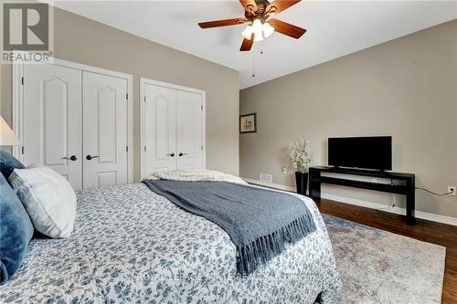 32 Stickland Lane, Hamilton, ON - Indoor Photo Showing Bedroom