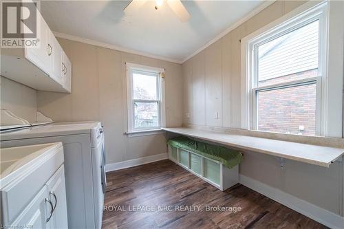 5885 Keith St, Niagara Falls, ON - Indoor Photo Showing Laundry Room