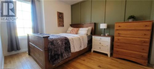 112 Riverfront Drive, Sturgeon Falls, ON - Indoor Photo Showing Bedroom