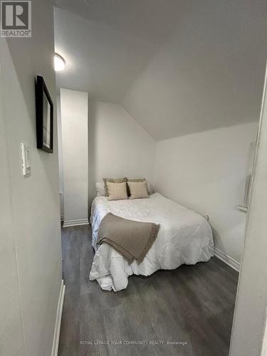 55 Delaney Cres, Toronto, ON - Indoor Photo Showing Bedroom