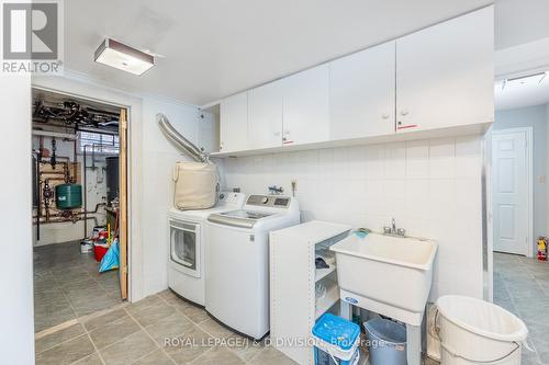 16 Farnham Avenue, Toronto, ON - Indoor Photo Showing Laundry Room