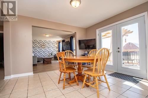 1723 Ravenwood Dr, Peterborough, ON - Indoor Photo Showing Dining Room