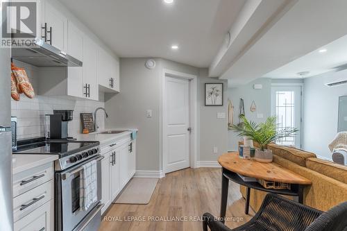 913 John Fairhurst Blvd, Cobourg, ON - Indoor Photo Showing Kitchen With Upgraded Kitchen