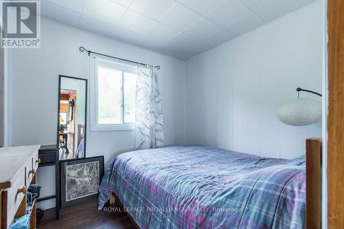 335 Rainbow Drive, Otonabee-South Monaghan, ON - Indoor Photo Showing Bedroom