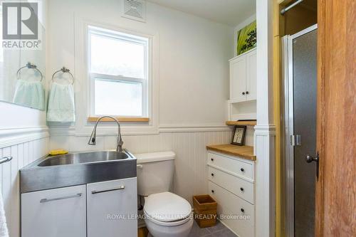 335 Rainbow Drive, Otonabee-South Monaghan, ON - Indoor Photo Showing Bathroom