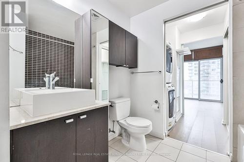 #1416 -103 The Queensway, Toronto, ON - Indoor Photo Showing Bathroom