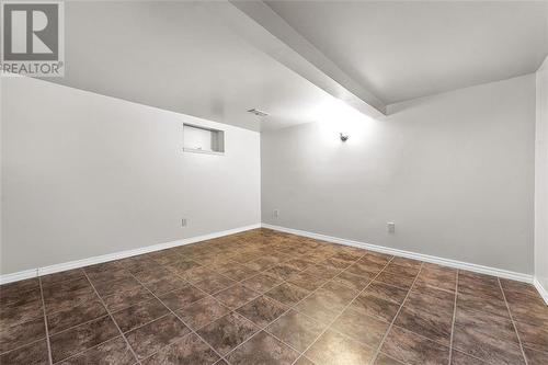 42 Queen Street, Smiths Falls, ON - Indoor Photo Showing Other Room