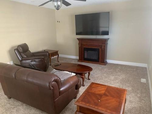 695 Myers Road|Unit #11, Cambridge, ON - Indoor Photo Showing Living Room With Fireplace