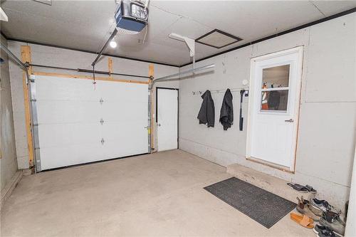 25062 Pr 245 Highway, Dufferin, MB - Indoor Photo Showing Garage