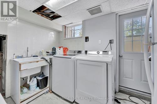 477 Rymal Rd W, Hamilton, ON - Indoor Photo Showing Laundry Room