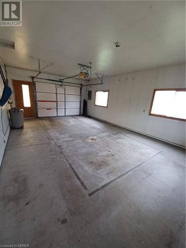 449 Valois Drive, Mattawa, ON - Indoor Photo Showing Garage