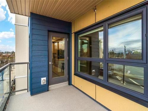 207-140 Jensen Ave West, Parksville, BC - Outdoor With Exterior