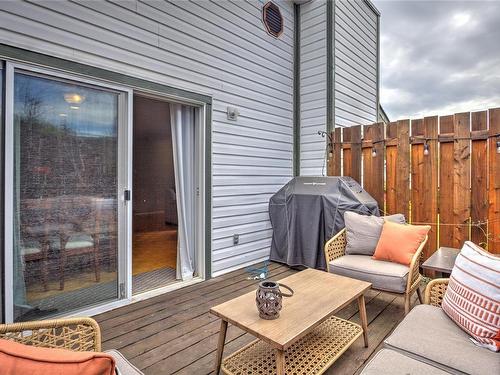 150 & 160 Gravelle Pl, Lake Cowichan, BC - Outdoor With Deck Patio Veranda With Exterior