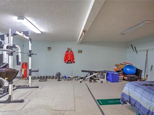 150 & 160 Gravelle Pl, Lake Cowichan, BC - Indoor Photo Showing Gym Room
