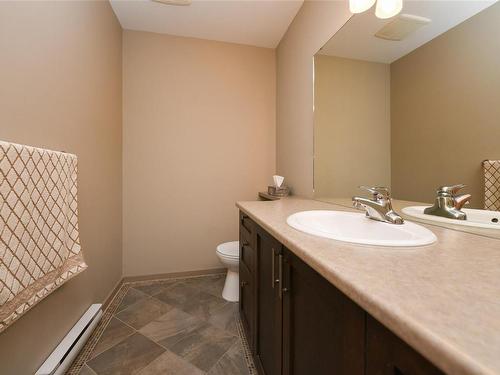 135-2300 Mansfield Dr, Courtenay, BC - Indoor Photo Showing Bathroom