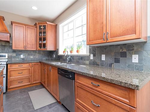 1245 Rockhampton Close, Langford, BC - Indoor Photo Showing Kitchen With Double Sink