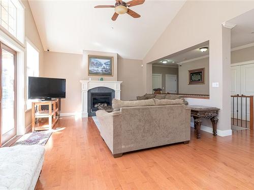 1245 Rockhampton Close, Langford, BC - Indoor Photo Showing Living Room With Fireplace