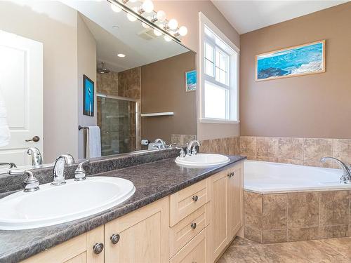 1245 Rockhampton Close, Langford, BC - Indoor Photo Showing Bathroom