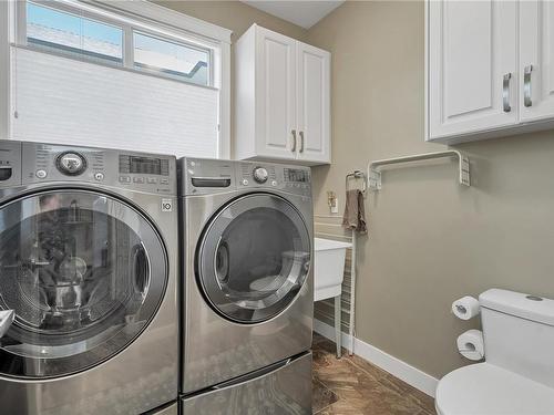 664 Nodales Dr, Campbell River, BC - Indoor Photo Showing Laundry Room