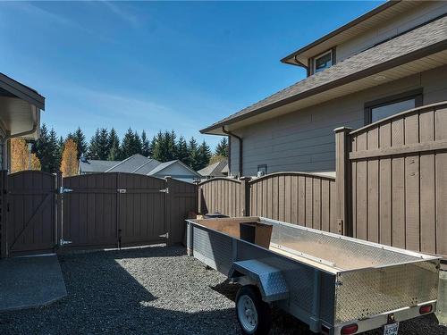 664 Nodales Dr, Campbell River, BC - Outdoor With Exterior