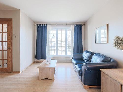 Living room - 1271 Rue O'Diana, Terrebonne (Lachenaie), QC - Indoor Photo Showing Living Room
