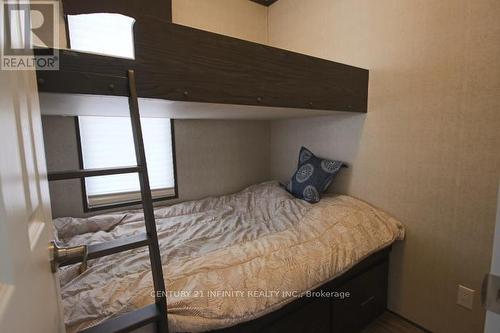 49 - 657 Thunder Bridge Road, Kawartha Lakes, ON - Indoor Photo Showing Bedroom