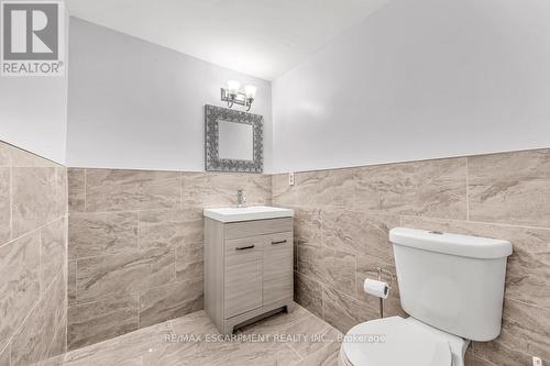 4316 Derry Road, Burlington, ON - Indoor Photo Showing Bathroom