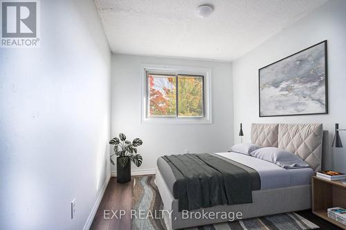 23 Horning Dr, Hamilton, ON - Indoor Photo Showing Bedroom