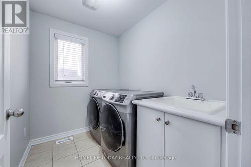 42 Palace Street, Thorold, ON - Indoor Photo Showing Laundry Room