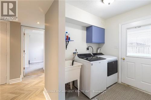 9 Hobart Crescent, Brantford, ON - Indoor Photo Showing Laundry Room