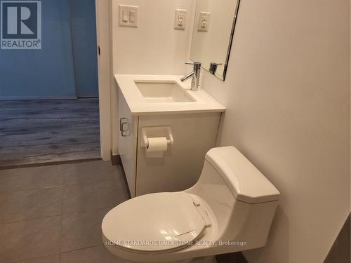 #3306 -426 University Ave, Toronto, ON - Indoor Photo Showing Bathroom