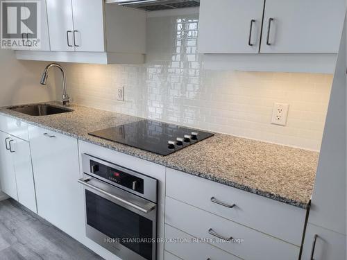 #3306 -426 University Ave, Toronto, ON - Indoor Photo Showing Kitchen With Upgraded Kitchen