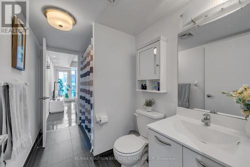 #514 -150 Sudbury St, Toronto, ON - Indoor Photo Showing Bathroom