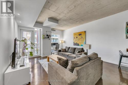 514 - 150 Sudbury Street, Toronto, ON - Indoor Photo Showing Living Room