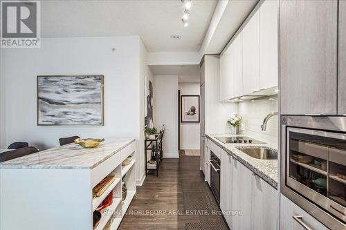 #3605 -115 Blue Jays Way, Toronto, ON - Indoor Photo Showing Kitchen With Upgraded Kitchen