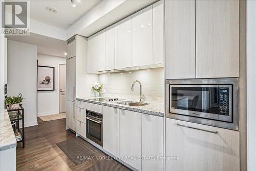 #3605 -115 Blue Jays Way, Toronto, ON - Indoor Photo Showing Kitchen With Upgraded Kitchen