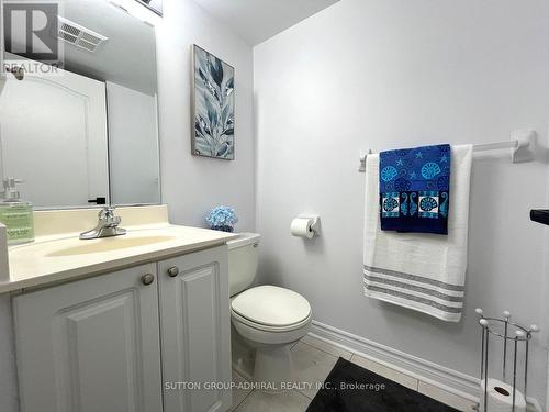 #201 -3 Rean Dr, Toronto, ON - Indoor Photo Showing Bathroom