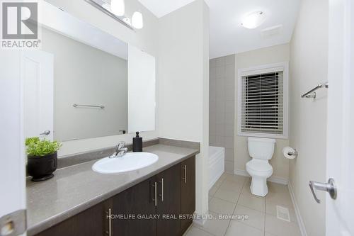 149 Sharavogue Avenue, Oshawa, ON - Indoor Photo Showing Bathroom