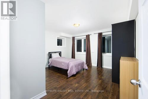 149 Sharavogue Ave, Oshawa, ON - Indoor Photo Showing Bedroom