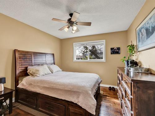 731 Walrod Street, Kelowna, BC - Indoor Photo Showing Bedroom