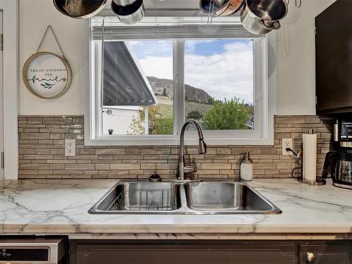 731 Walrod Street, Kelowna, BC - Indoor Photo Showing Kitchen With Double Sink