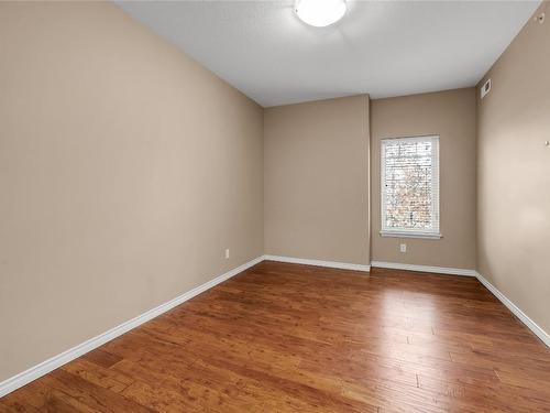 402-1007 Harvey Avenue, Kelowna, BC - Indoor Photo Showing Other Room