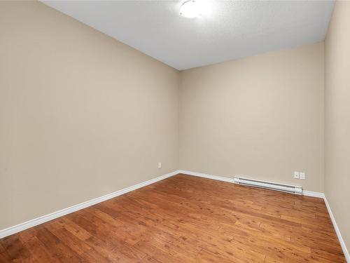 402-1007 Harvey Avenue, Kelowna, BC - Indoor Photo Showing Other Room