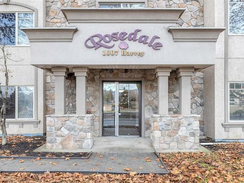 402-1007 Harvey Avenue, Kelowna, BC - Outdoor With Facade