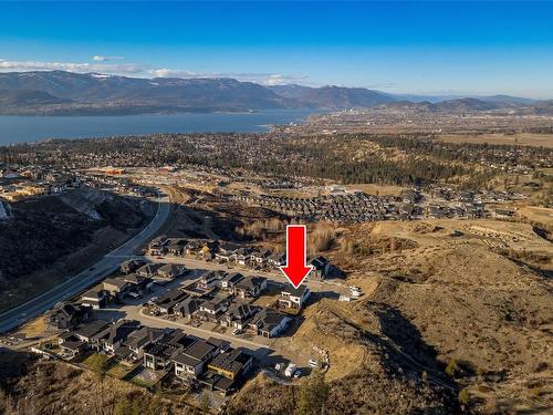 1305 Ponds Avenue, Kelowna, BC - Outdoor With View