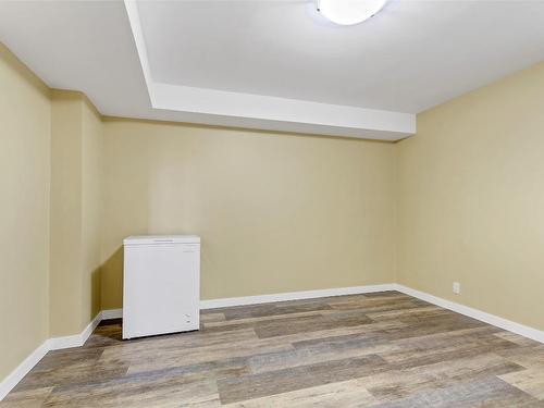 4308 Wellington Drive, Vernon, BC - Indoor Photo Showing Other Room